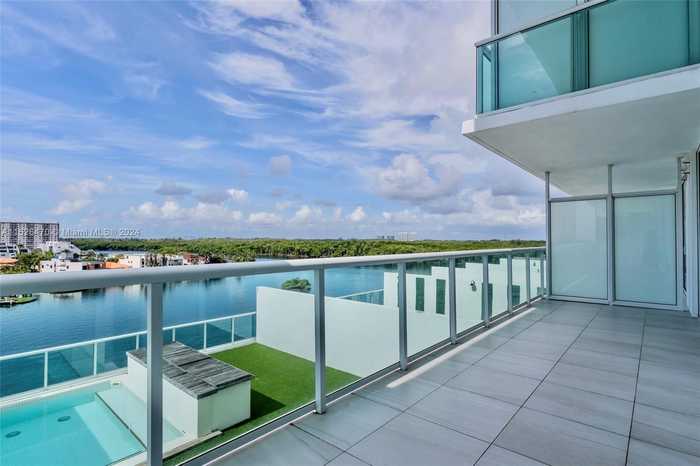 photo 1: 400 Sunny Isles Blvd Unit 721, Sunny Isles Beach FL 33160