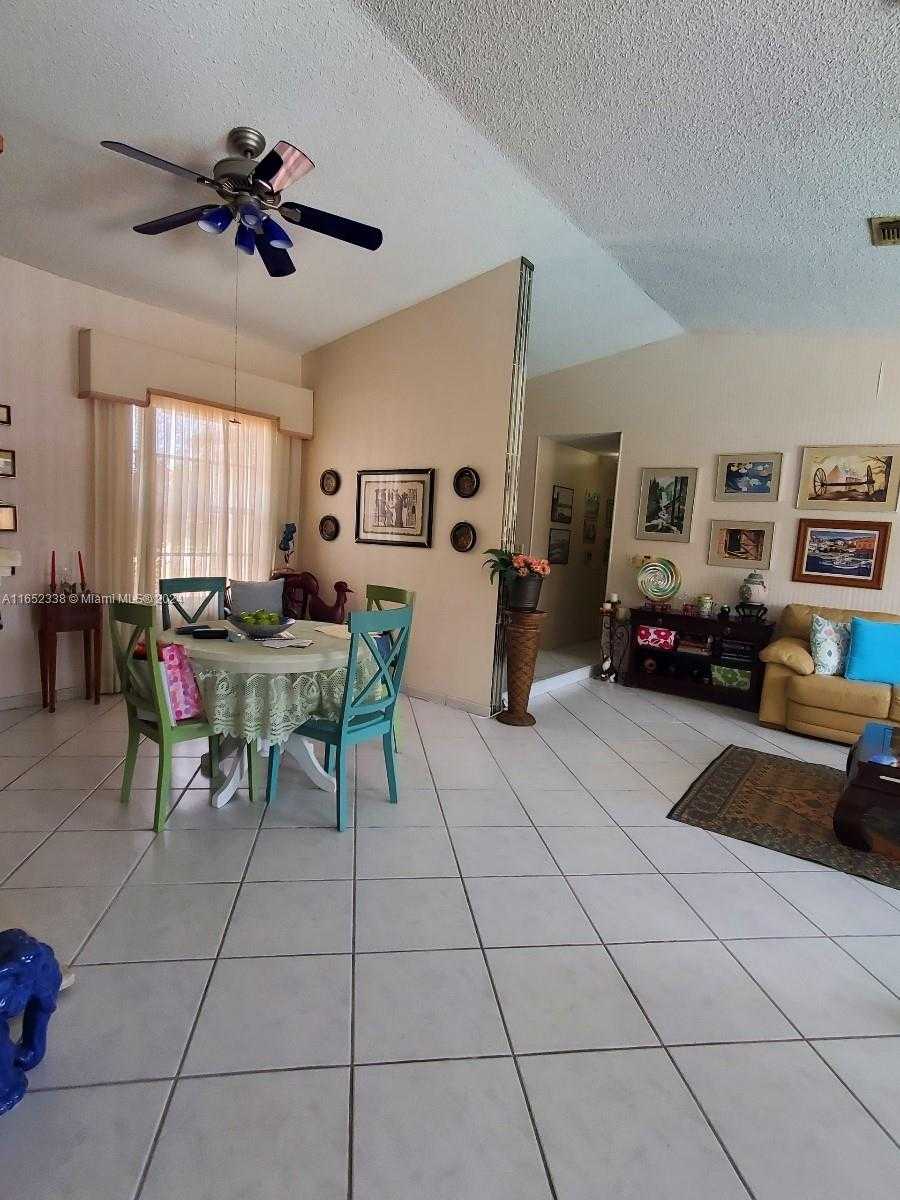 photo 3: 1210 SW 104th Ave, Miami FL 33174