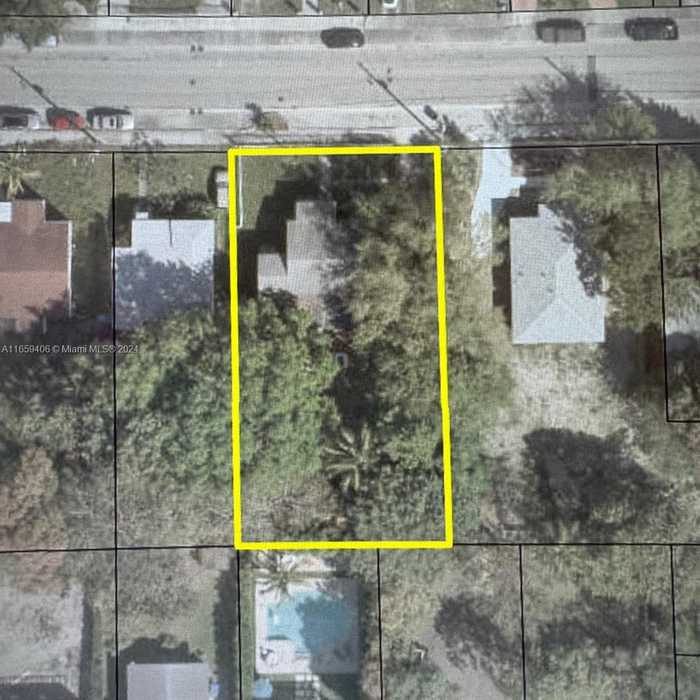 photo 5: 530 NW 53rd St, Miami FL 33127