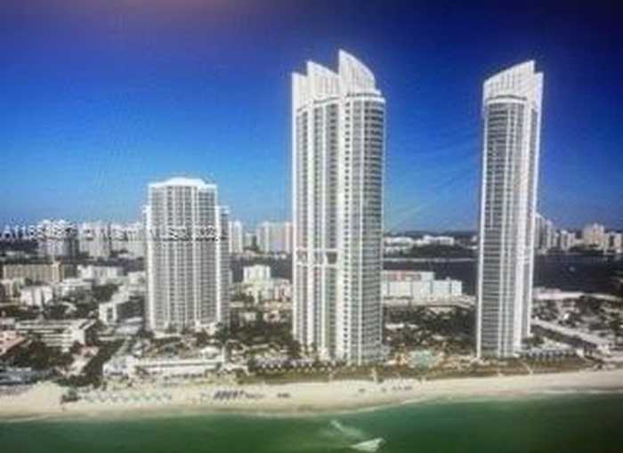 photo 1: 18001 Colling Ave Unit 1117, Sunny Isles Beach FL 33160