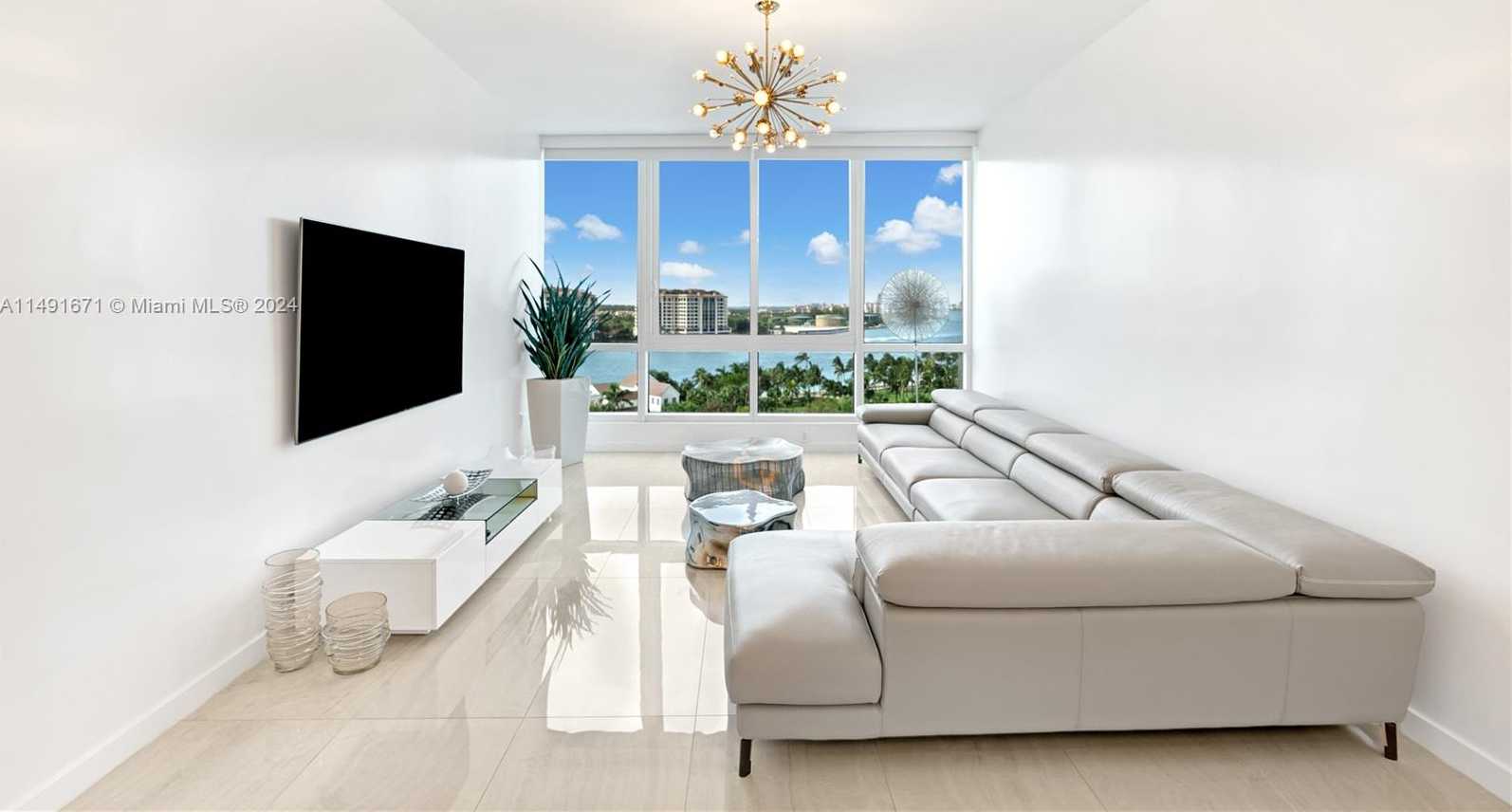 photo 3: 100 S Pointe Drive Unit 903, Miami Beach FL 33139