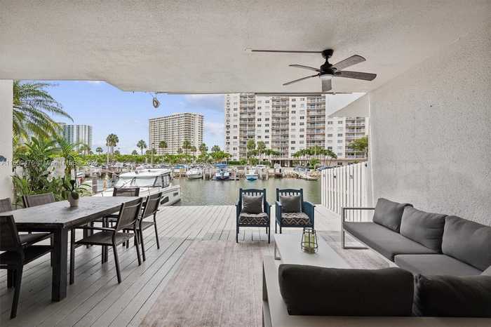 photo 1: 410 Poinciana Dr Unit 1715, Sunny Isles Beach FL 33160