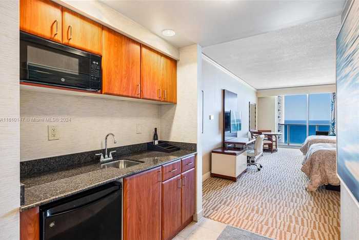 photo 1: 18001 Collins Ave Unit 3006, Sunny Isles Beach FL 33160