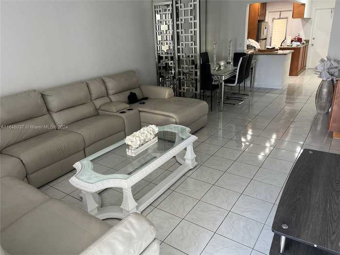 photo 32: 440 Paradise Isle Blvd Unit 406, Hallandale Beach FL 33009