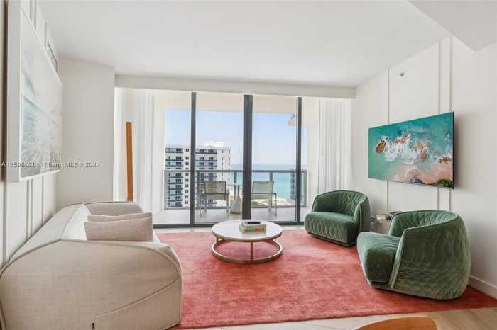 photo 1: 2201 Collins Ave Unit 1511, Miami Beach FL 33139