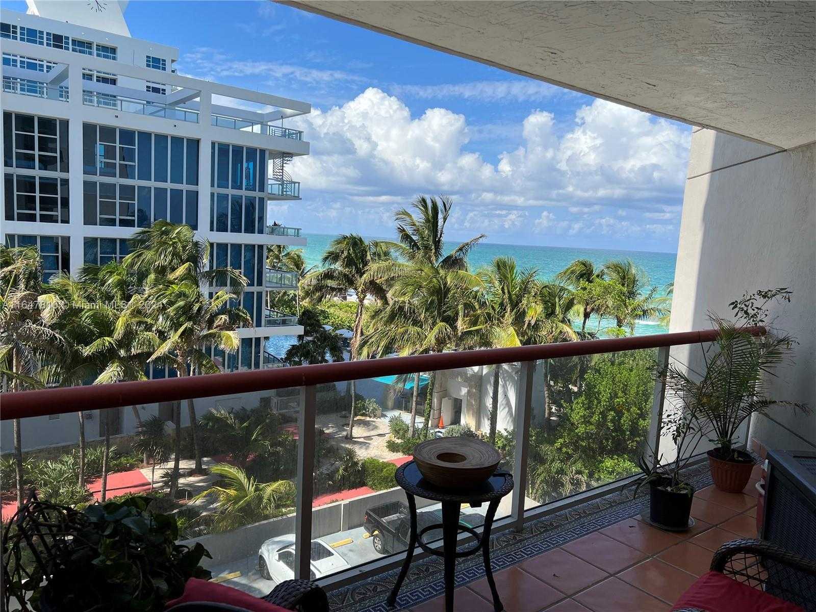 photo 1: 6767 Collins Ave Unit 507, Miami Beach FL 33141