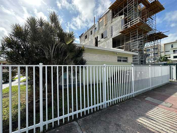 photo 1: 750 84th St, Miami Beach FL 33141