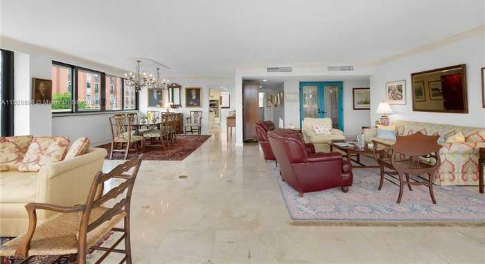 photo 2: 700 Coral Way Unit 3, Coral Gables FL 33134