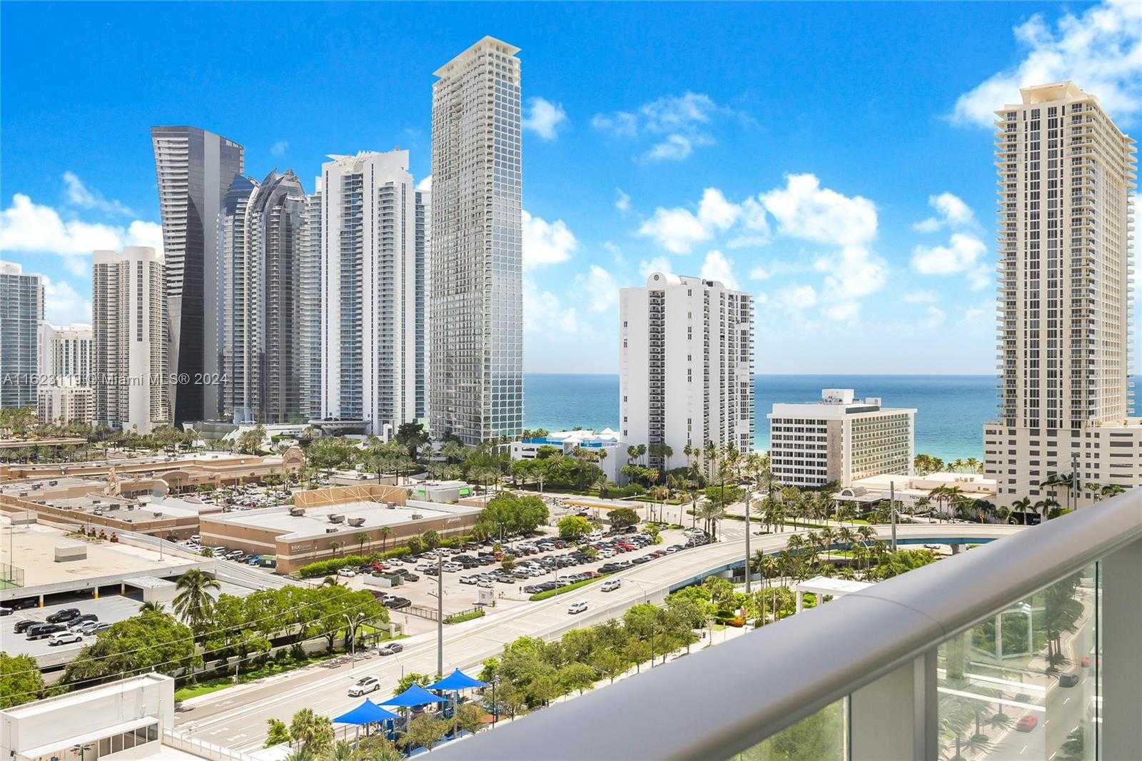 photo 3: 300 Sunny Isles Blvd Unit 4-1601, Sunny Isles Beach FL 33160