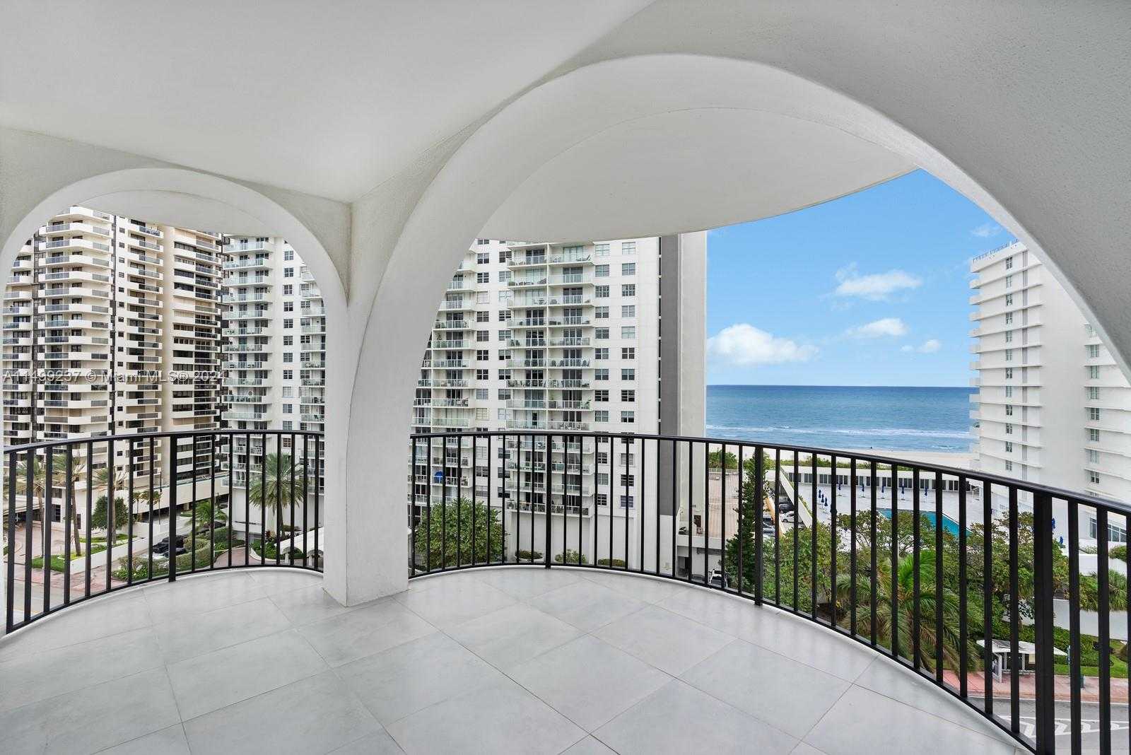 photo 2: 5660 Collins Ave Unit 9C, Miami Beach FL 33140