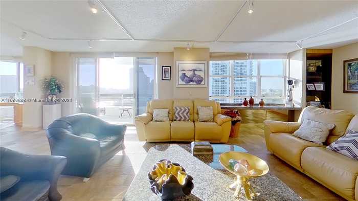 photo 2: 3600 Mystic Pointe Dr Unit 1801, Aventura FL 33180