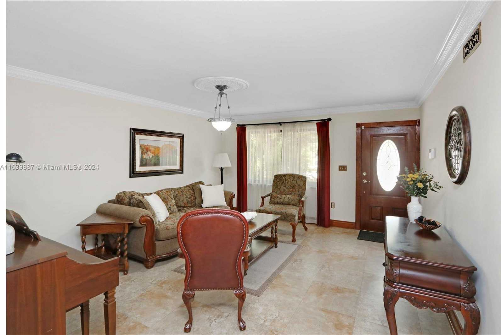 photo 3: 7810 SW 99th St Unit 7810, Miami FL 33156