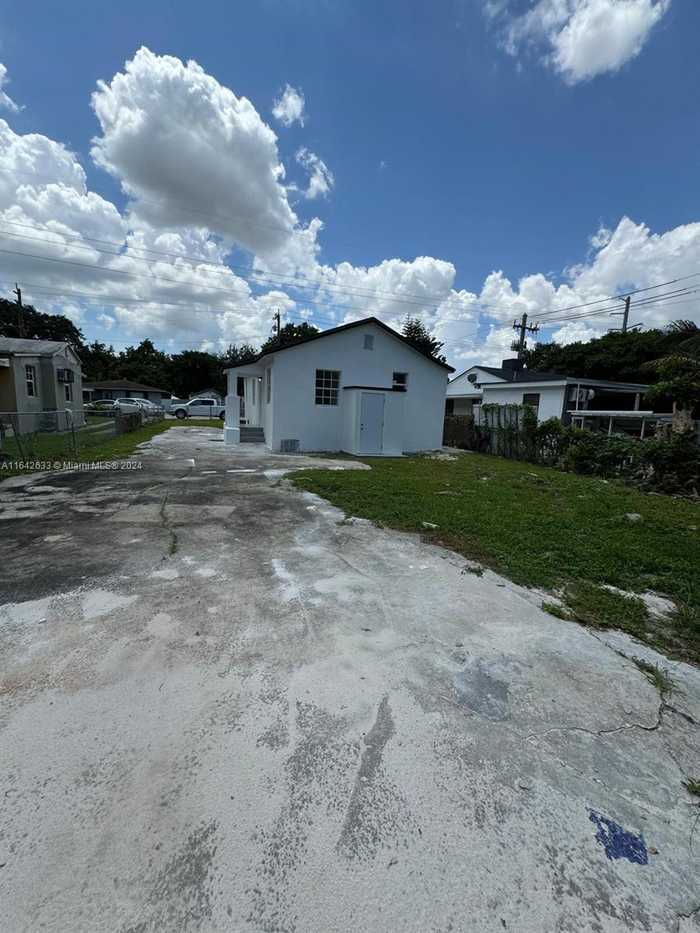 photo 25: 1993 NW 58th St, Miami FL 33142