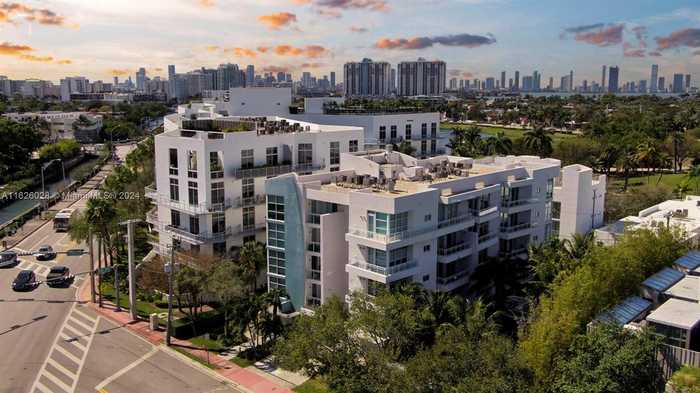 photo 1: 2020 Prairie Ave Unit 401, Miami Beach FL 33139