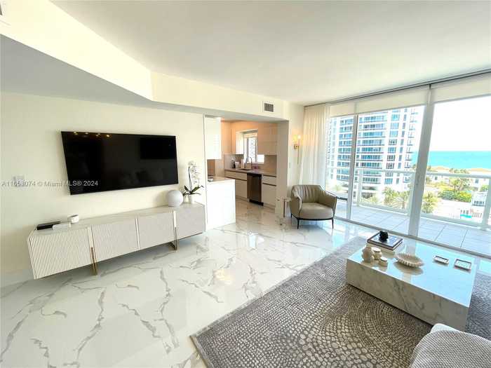 photo 2: 5900 Collins Ave Unit 1104, Miami Beach FL 33140