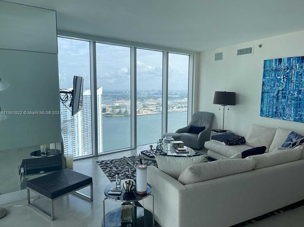 photo 3: 465 Brickell Ave Unit 4402, Miami FL 33131