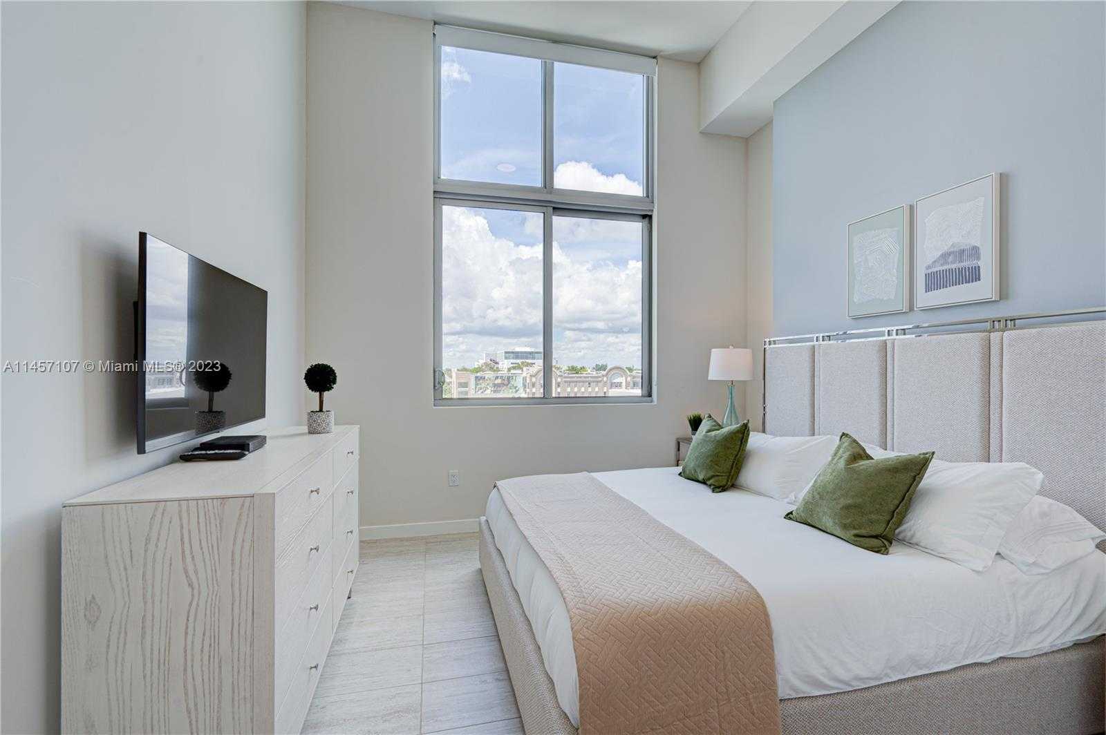 photo 3: 3900 Biscayne Blvd Unit S-502, Miami FL 33137