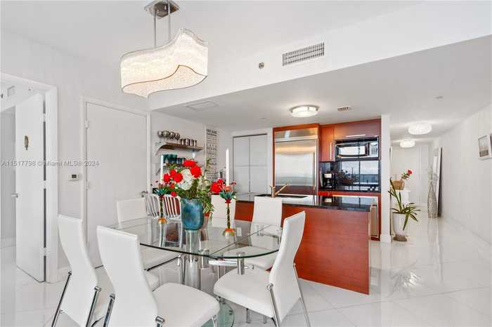 photo 2: 1830 S Ocean Dr Unit UP5010, Hallandale Beach FL 33009