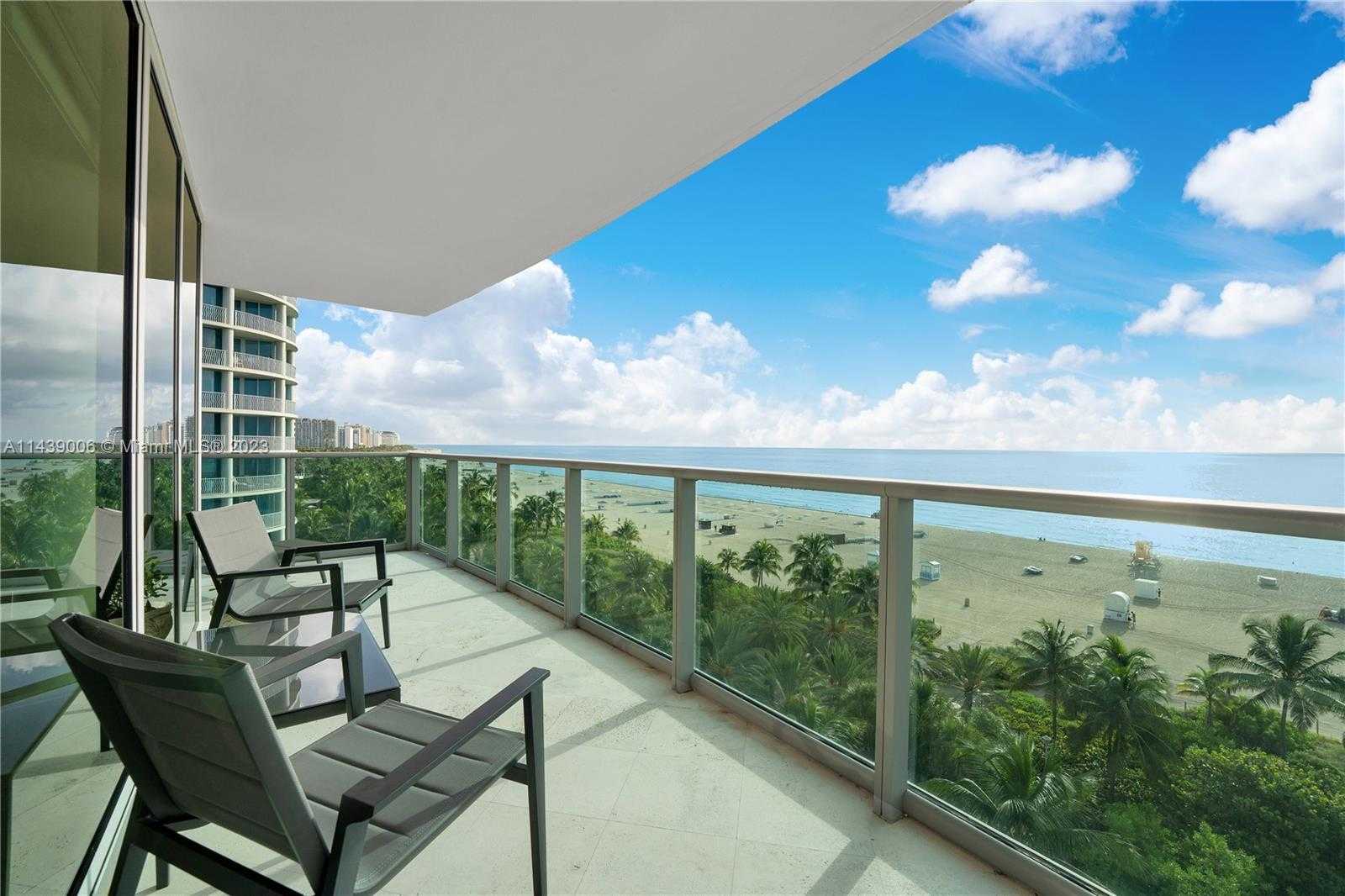 photo 3: 1455 Ocean Dr Unit 909, Miami Beach FL 33139