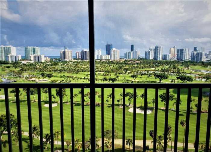 photo 2: 20335 W Country Club Dr Unit 1805, Aventura FL 33180