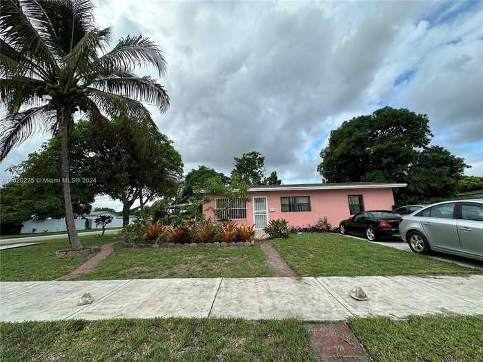 photo 12: 1781 NW 129th St, Miami FL 33167