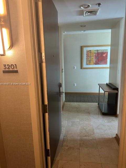 photo 3: 1395 Brickell Ave Unit 3201, Miami FL 33131