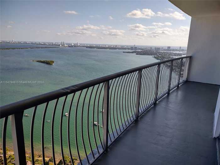 photo 1: 1750 N Bayshore Dr Unit 5103, Miami FL 33132