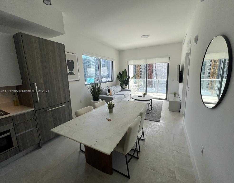 photo 2: 239 SW 9th St Unit 1601, Miami FL 33130