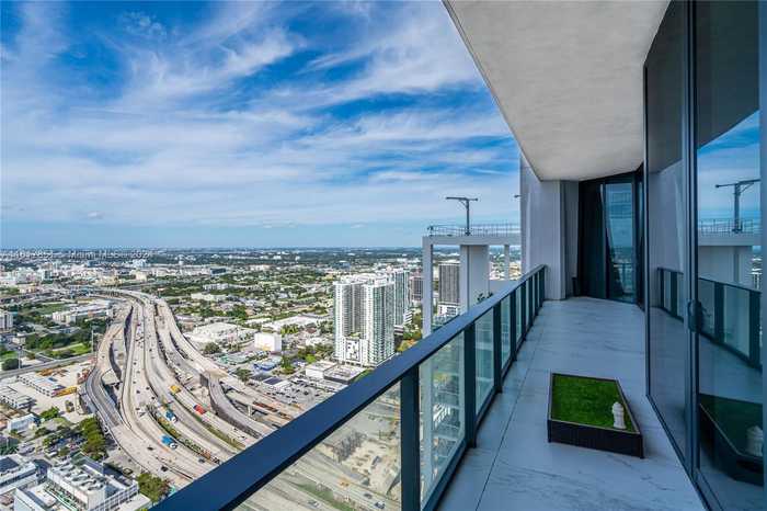 photo 1: 1000 Biscayne Blvd Unit 4902, Miami FL 33132