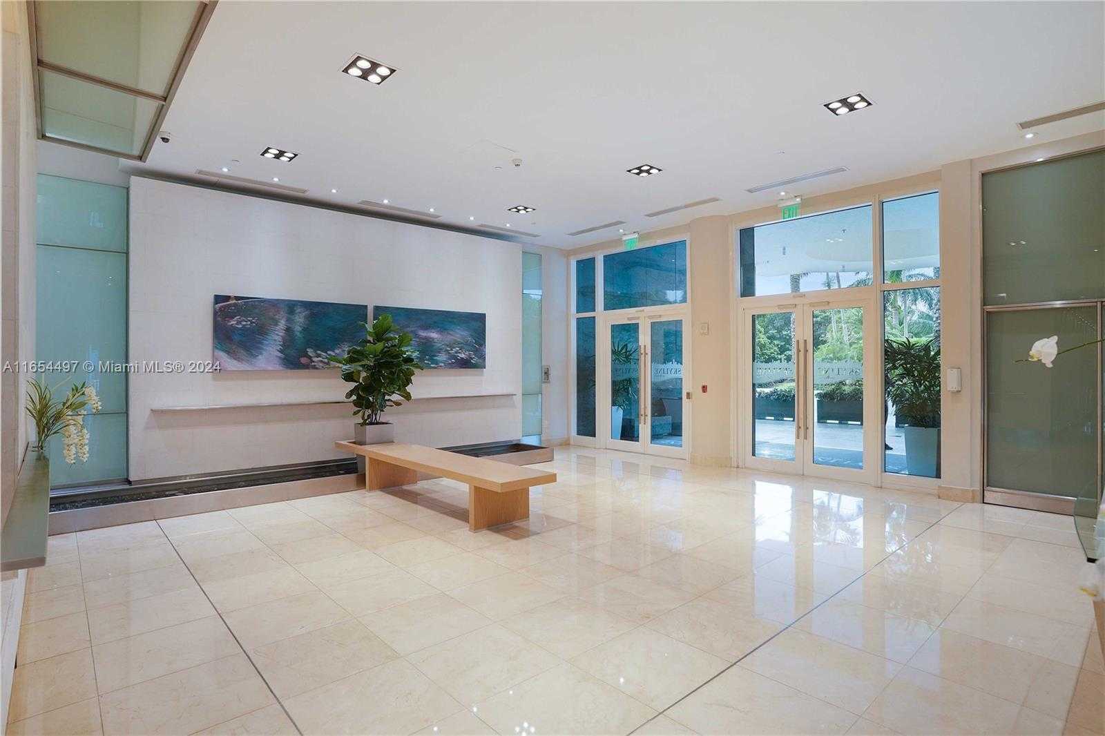 photo 3: 2101 Brickell Ave Unit 2609, Miami FL 33129