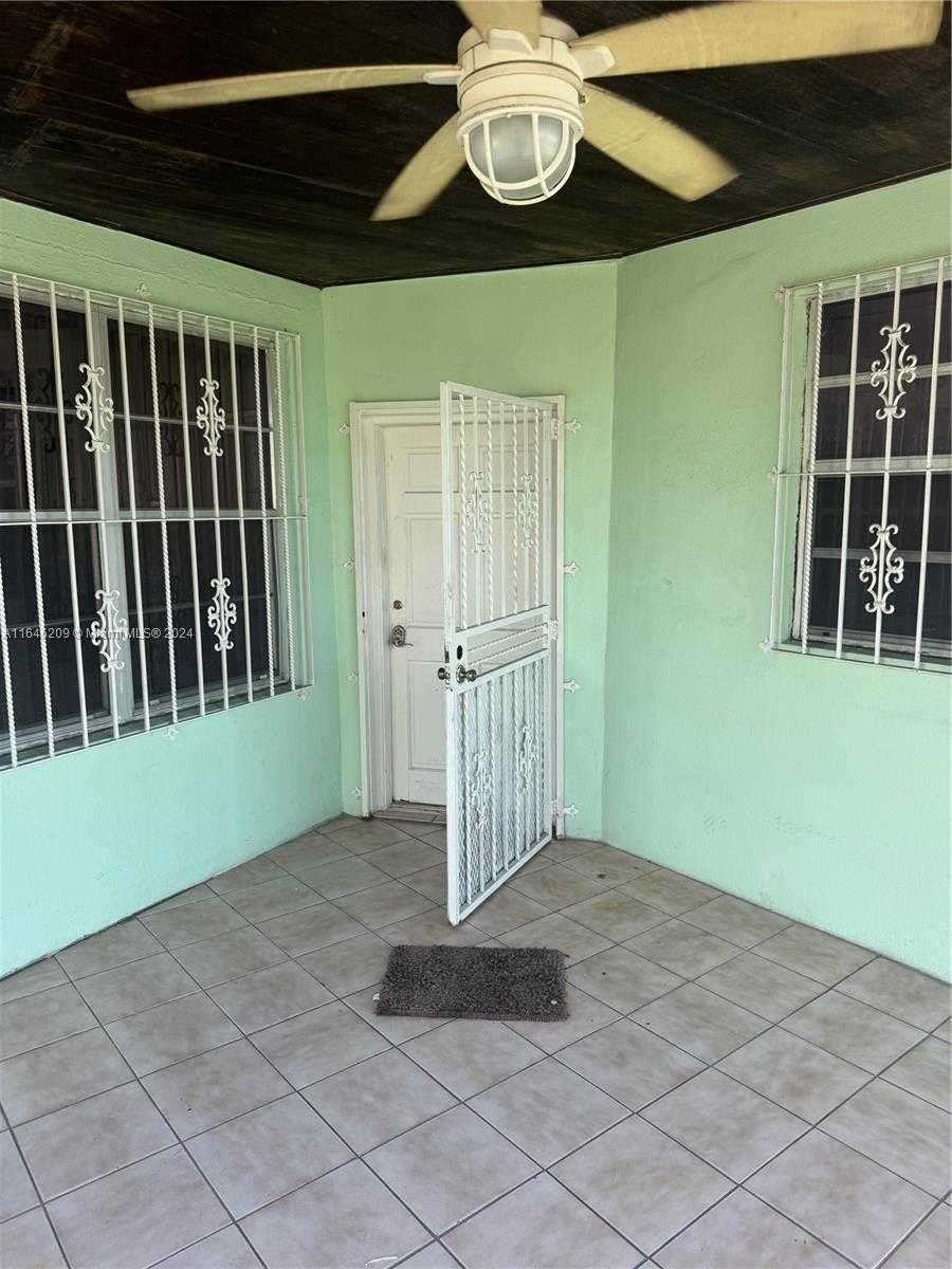 photo 3: 5147 NW 1st St, Miami FL 33126