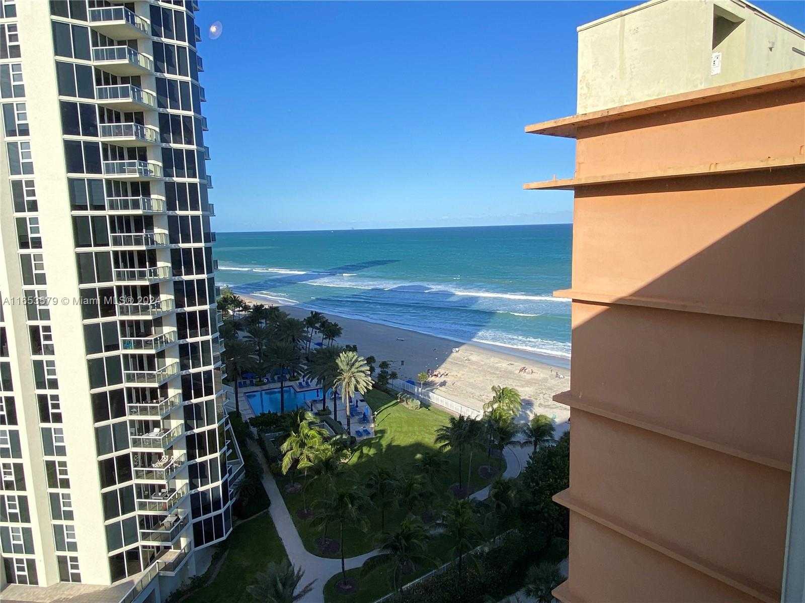 photo 2: 19201 Collins Ave Unit 1119, Sunny Isles Beach FL 33160