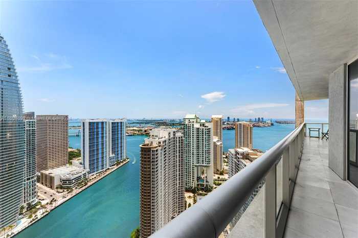 photo 15: 495 Brickell Ave Unit 4502, Miami FL 33131