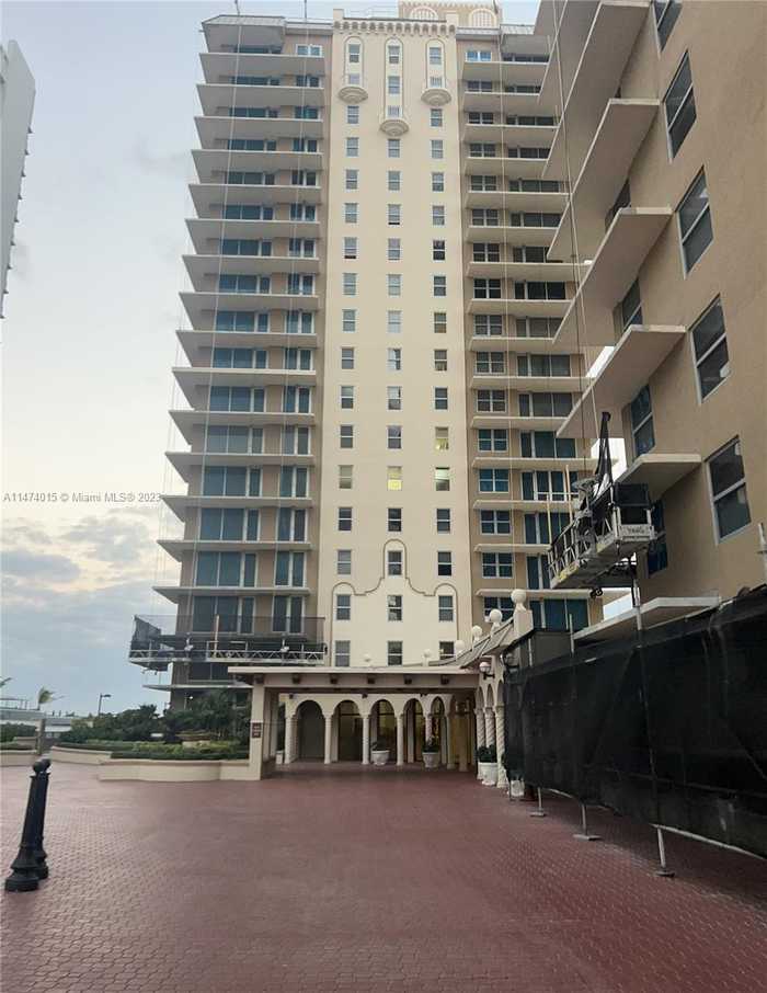 photo 1: 1920 S Ocean Dr Unit 3A, Hallandale Beach FL 33009