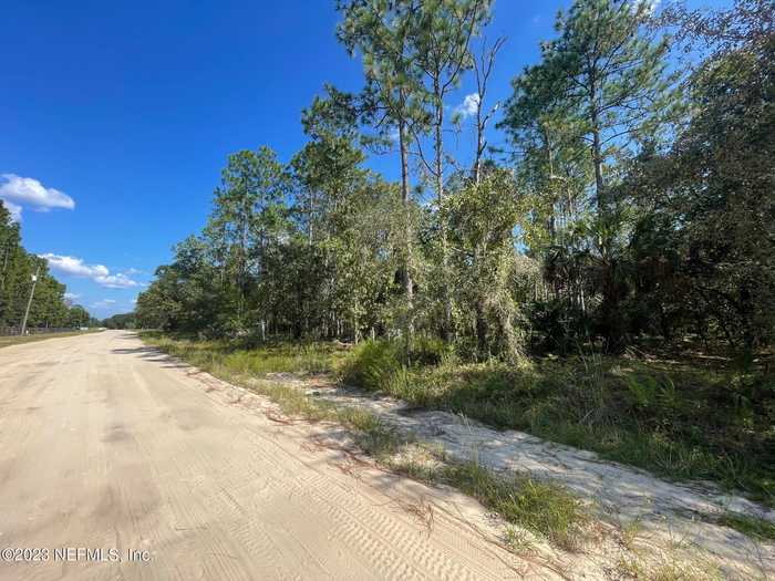 photo 1: 131 SPRING LAKE Drive, Interlachen FL 32148