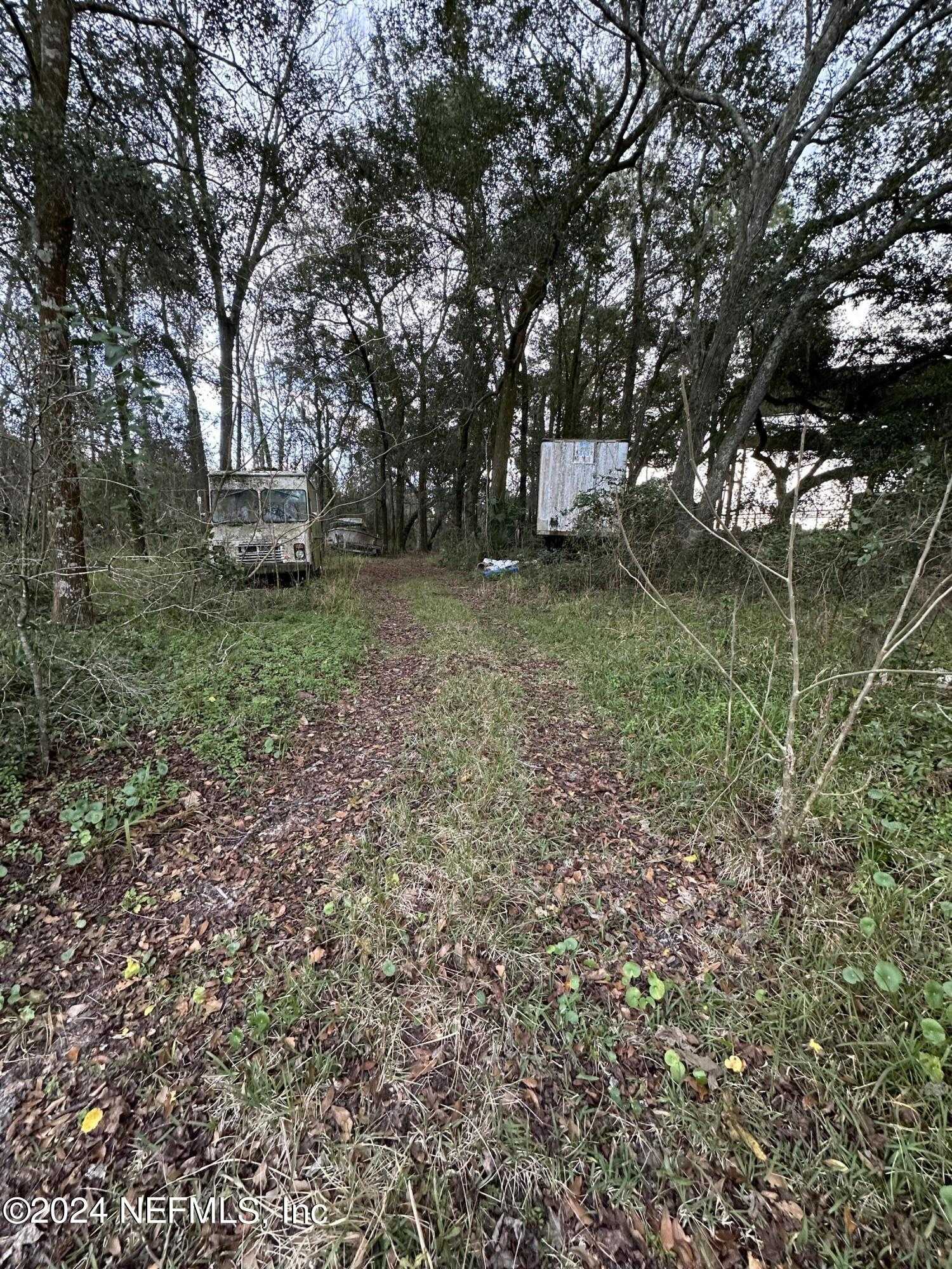 photo 1: FAYE Road, Jacksonville FL 32226