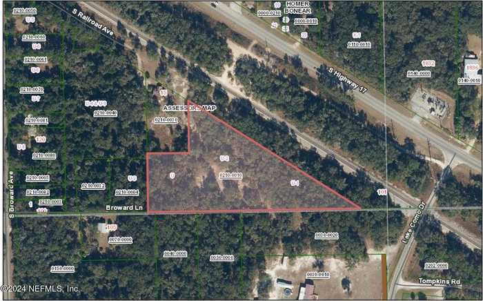 photo 1: 9 S RAILROAD Avenue, Pomona Park FL 32181