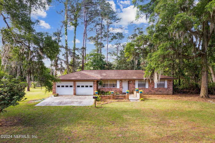 photo 1: 97448 PIRATES Way, Yulee FL 32097