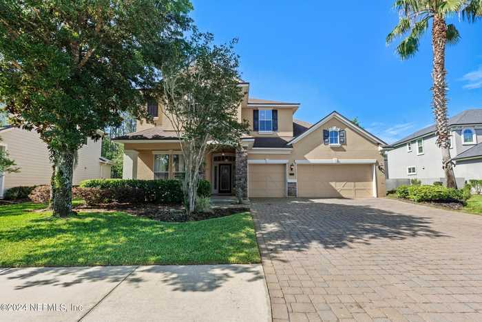 photo 1: 1033 SOUTHERN HILLS Drive, Orange Park FL 32065