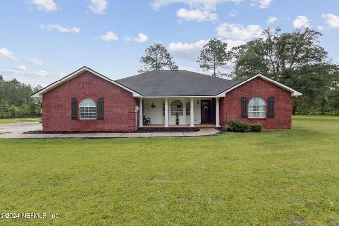 photo 1: 48077 MERIDIAN Trail, Hilliard FL 32046