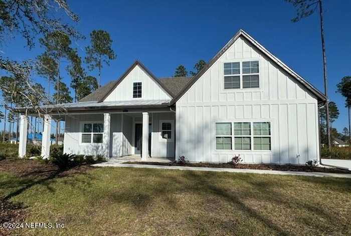 photo 1: 36282 PITCH Lane, Hilliard FL 32046