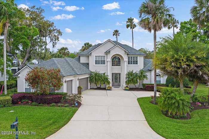 photo 1: 401 CLEARWATER Drive, Ponte Vedra Beach FL 32082