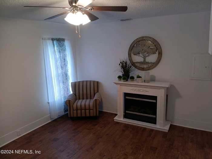 photo 2: 1150 E 13TH Street, Jacksonville FL 32206