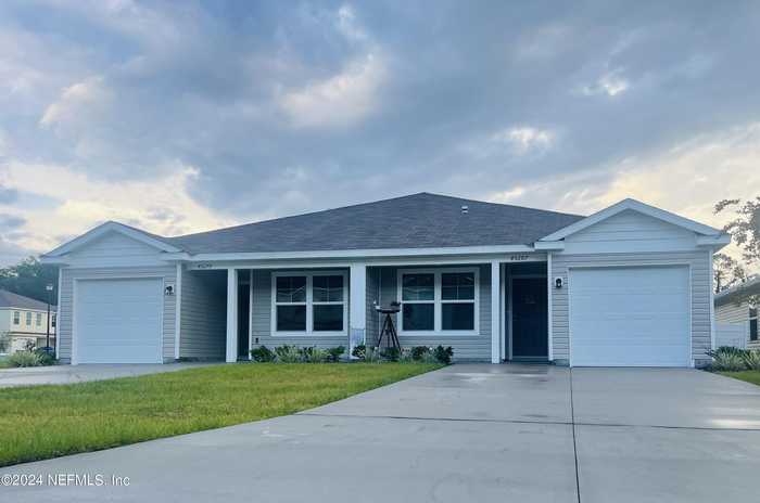 photo 1: 45287 RED BRICK Drive, Callahan FL 32011