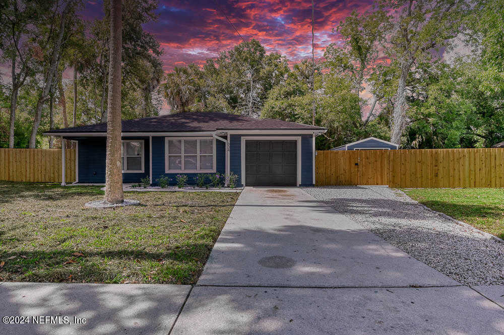 photo 1: 634 JESSIE Street, Jacksonville FL 32206