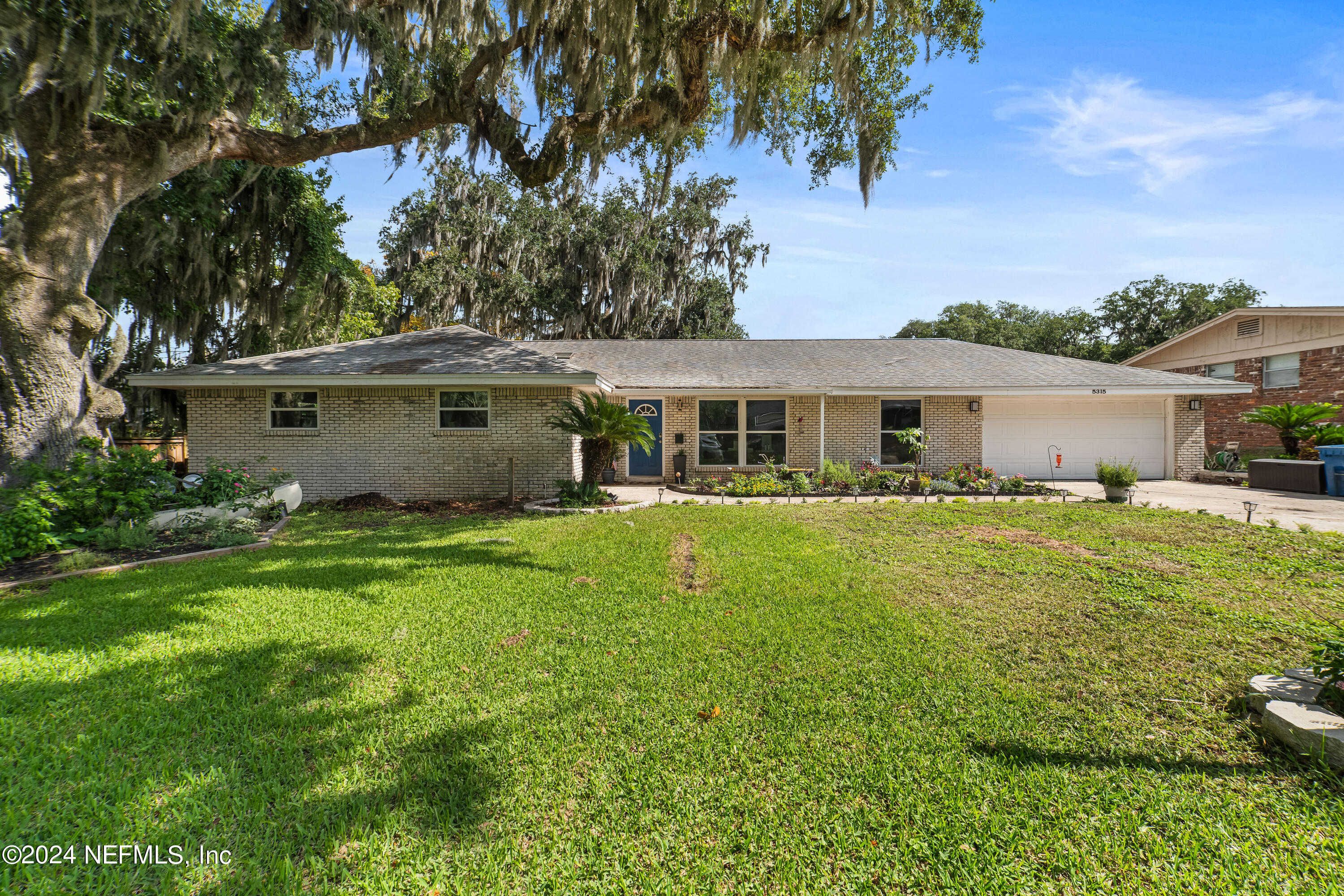 photo 2: 5315 COPPEDGE Avenue, Jacksonville FL 32277