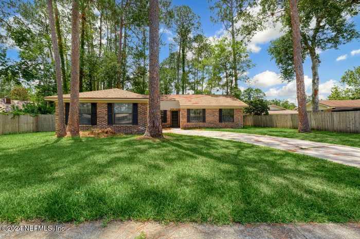 photo 2: 10489 ARROWHEAD Drive, Jacksonville FL 32257