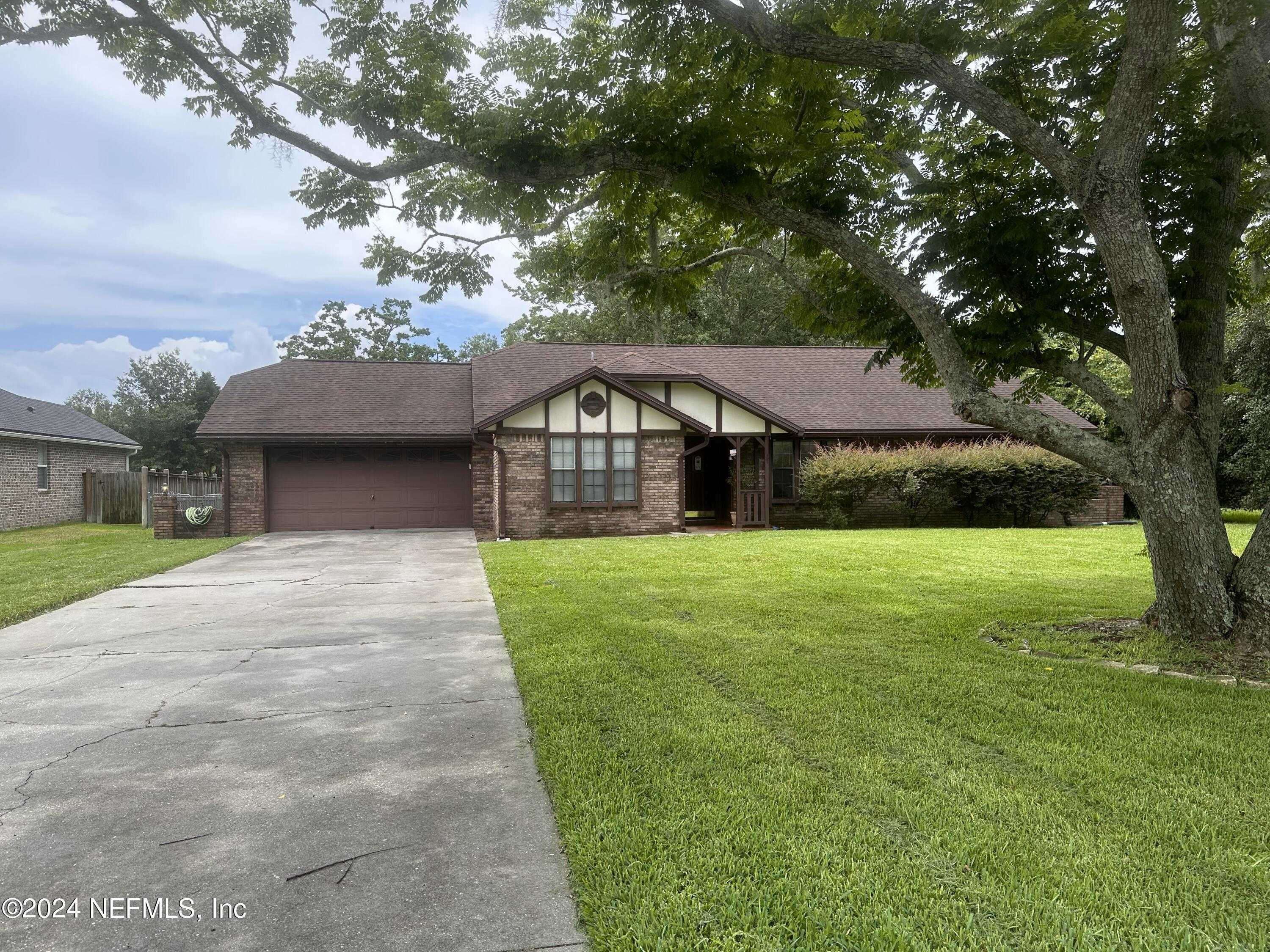 photo 2: 10124 PLANK Lane, Jacksonville FL 32220