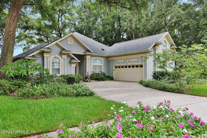 photo 1: 4056 CLEARWATER OAKS Drive, Jacksonville FL 32223