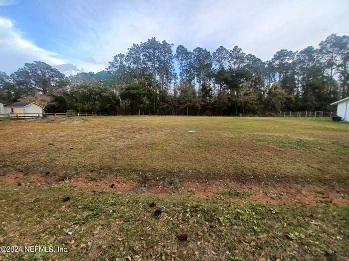 photo 1: CLYDESDALE Drive, Jacksonville FL 32257